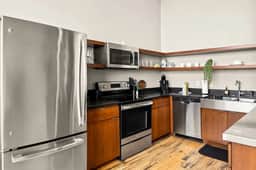 Cooperage 214 | Modern 1BD/1BA Loft | Peoria