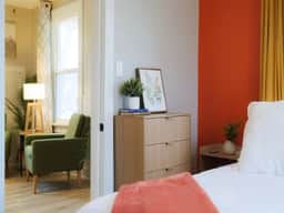 Cozy 2BR | WiFi + Kitchen | Extended Stay