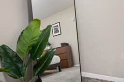 Midterm Stay Gem | Near Downtown with Workspace