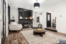 Suburban Sanctuary: 3BD Perfect for Long Stays