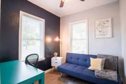 THE CORNER COTTAGE - Contemporary 1BD in Peoria