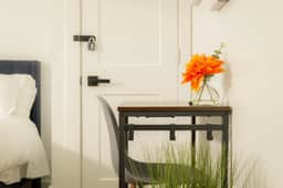 The Minimalist Escape | Modern 1BD in the Heights