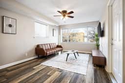 Urban 1BD moments away from DT Peoria