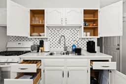 VERDE VIBES - Cute 2BD home in the Heights