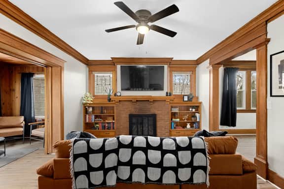 2BR Near OSF | Long-Stay Friendly Bright BohoChic