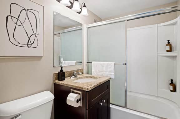 A Trendy Escape close to Downtown Peoria