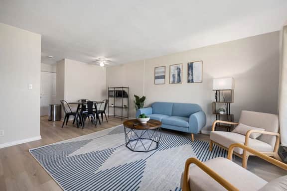 Blue Haven at Hines | Stylish 2BD Stay | Peoria Heights