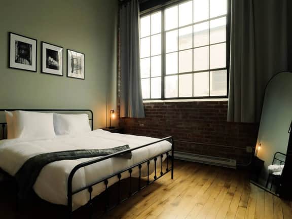 Cooperage 214 | 2BD Boutique Loft Stay