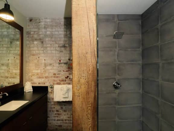 Cooperage 214 | 2BR Industrial Downtown Loft