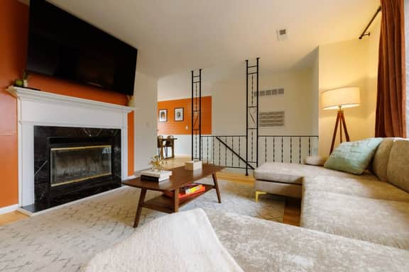 Cozy Home | Near Downtown + Workspace