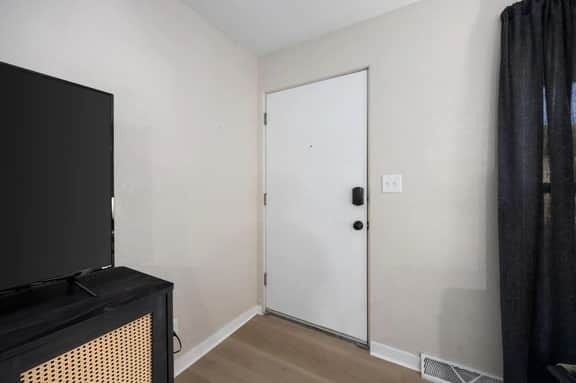 Hines Haven | Unit 2 - Perfect BNB for YOU!