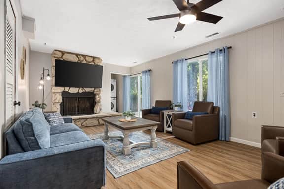 Peaceful Park Living - 3BD 10mins to DT Peoria