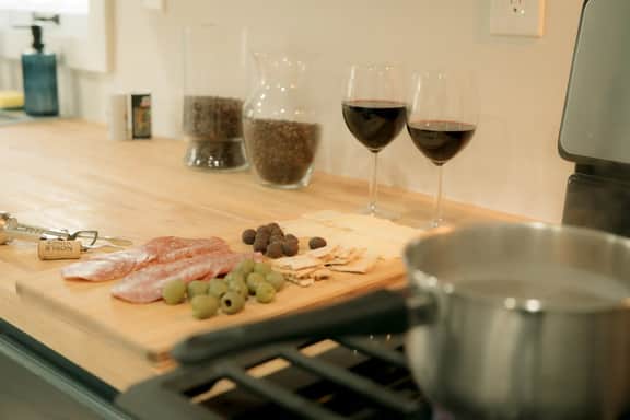 Stylish Suburban Escape | Thoughtfully Designed 3BD for Work & Family Travel