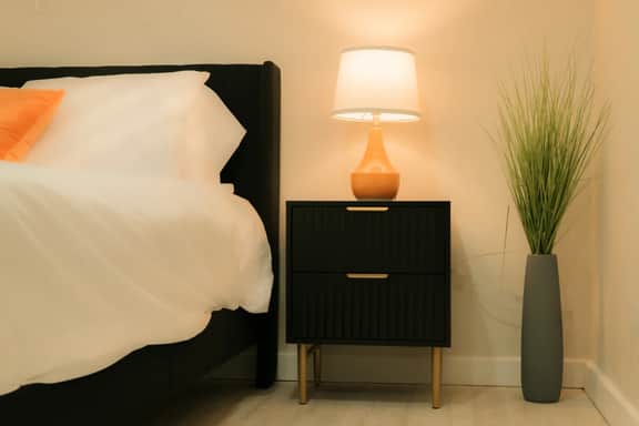 Vibrant City Retreat | 1BD for Business Stays with Style