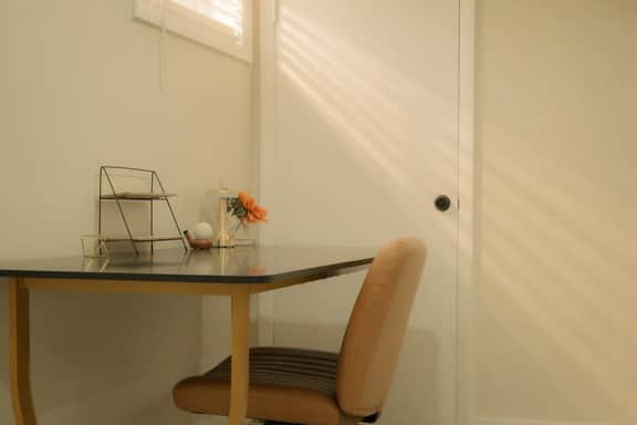 Vibrant City Retreat | 1BD for Business Stays with Style