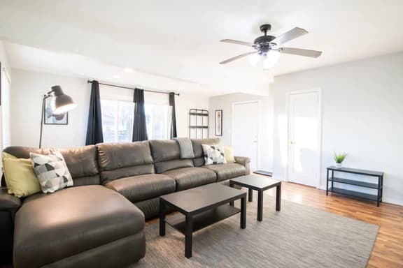 ABODE ON ATLANTIC - Spacious 2BD in the Heights
