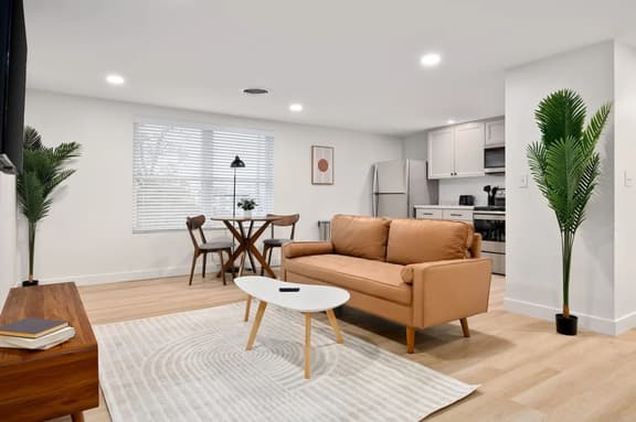 The Silo 5 - 1 BD Urban Haven